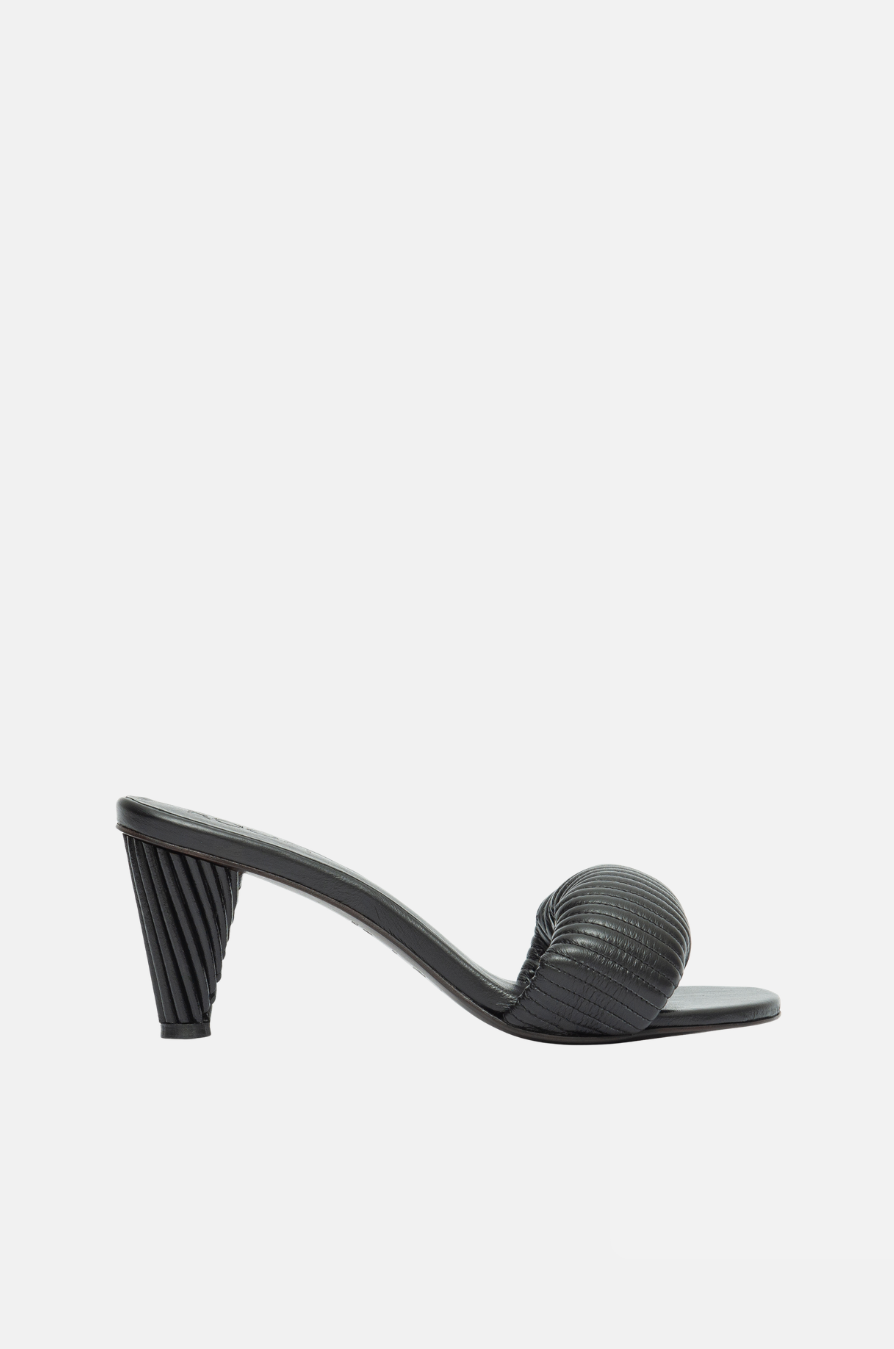 Sandal Settee Cushion Heels Preto